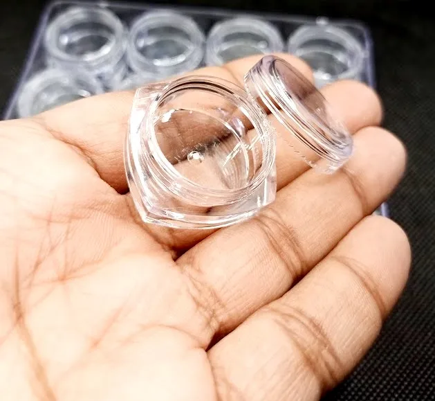 Pack%20of%2012%20Cosmetic%20Empty%20Jar%20(5gm)%20with%20Acrylic%20Box%20/%20Empty%20Plastic%20Containers%20for%20Makeup%20Cosmetic%20Travel%20Container%20/%20Refillable%20Face%20Cream%20Jar%20-%20Image%202