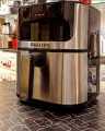 PHILIPS AIR FRYER  HD9780. 