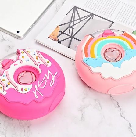 Donut%20Shape%20Water%20Bottle%20-%20Silicone%20Drinking%20Bottle%20-%20%20Quench%20Thirst%20with%20Style%20%20donuts%20-%20Image%205