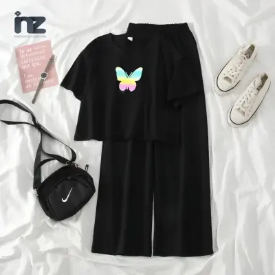 Women oversized Relax In Comfortable Printed T-Shirts and trouser for Girls