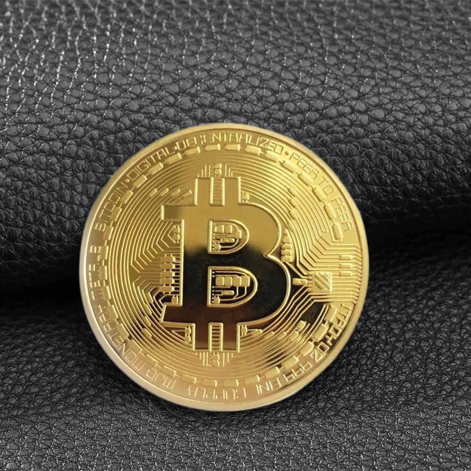 1PC Creative Souvenir Gold Plated Coin Physical Gold Collectible BTC Coin  Art Collection Physical Commemorative Gift | Daraz.pk