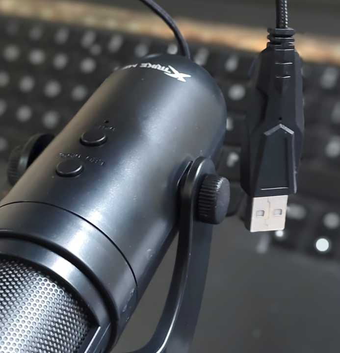 Xtrike%20Me%20Xmc-03%20Usb%2012%20Rgb%20Light%20Gaming%20Microphone%20Mic%20for%20Meetings%20etc.%20-%20Image%204