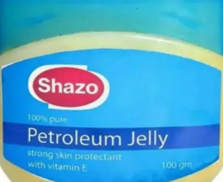 Petroleum%20Jelly%20With%20Vitamin%20E%20%7C%20Pure%20Petroleum%20Jelly%20Original%20-%20100gm%20-%20Image%203