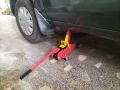 Hydraulic Floor Jack- 2 Ton Heavy Duty Car lifting Jack | Made in Germany. 
