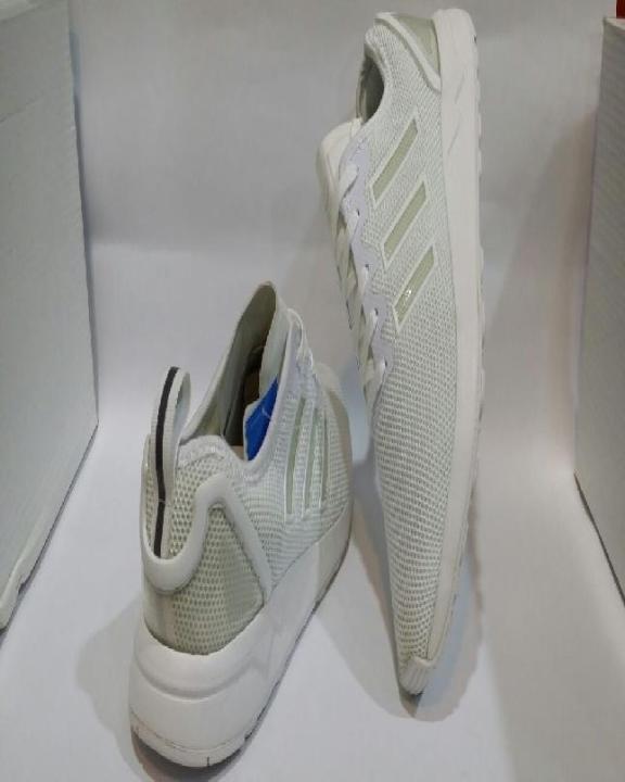 Greyish%20Fashion%20Lifestyle%20Sneakers%20-%20Image%205