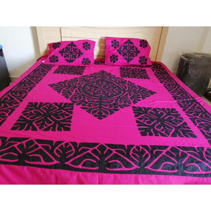 Applique Bedsheet Pink Color Cotton Fabric