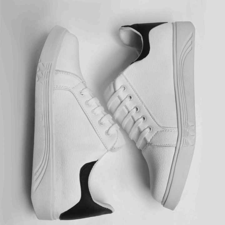 High quality sneakers for mens