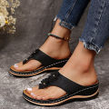 Women Slippers Thick Heel 6 Sizes Flat Beach Women Slippers. 