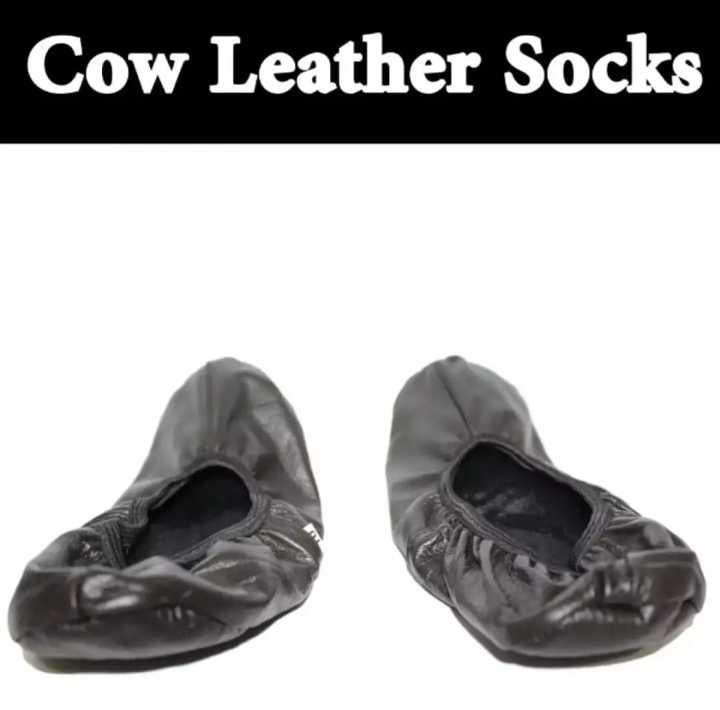 Stay%20Comfortable%20During%20Pilgrimage%20With%20Halal%20Islamic%20Leather%20Socks:%20Mozay%20-%20Ideal%20For%20Hajj%20&%20Umrah,%20Premium%20Quality%20And%20Comfort%20-%20Image%203