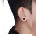 Black Magnetic Earrings Unisex. 