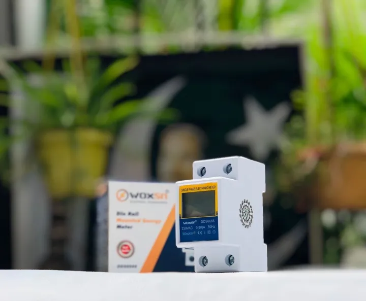 Woxsn%20Single%20Phase%20DIN%20Rail%20Mounted%20Energy%20Meter%20%7C%20LCD%20Display%20KWh%20Wattmeter%20%7C%20220V%205(80)A%20Power%20Consumption%20Monitor%20%E2%80%93%20Compact%20&%20Accurate%20-%20Image%204
