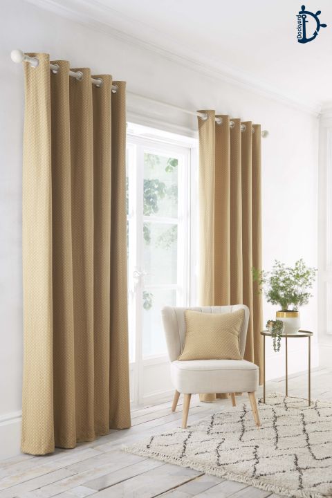 Jacquard%20Curtains%20Set,%20Lined%20Eyelet%20Curtains%20for%20Room%20-%20Diamond%20Texture%20Ochre%20-%20Pack%20of%202%20-%20Image%202