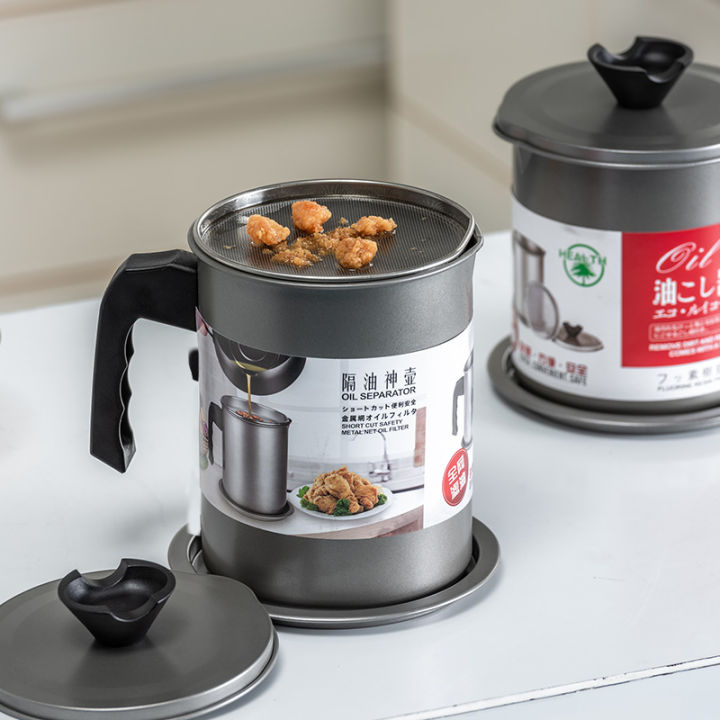 Oil%20Jug%20-%20Stainless%20Steel%20Oil%20Filter%20Pot%20-%20Fat%20Separator%20and%20Storage%20Container%20-%20Innovative%20Kitchen%20Tool%20-%20Image%206