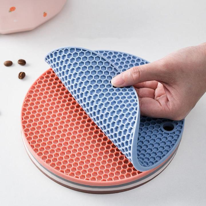 Silicone Heat Mat high quality for Hot Pots and Dishes - Silicone Heat-Proof Mat Anti-Slip Pot Holder and silicon pot trivet mats, Multi-Purpose Hot Pads Heat Resistant To 450 F, Non-Slip, Insulation, Durable, Flexible, Dishwasher Safe