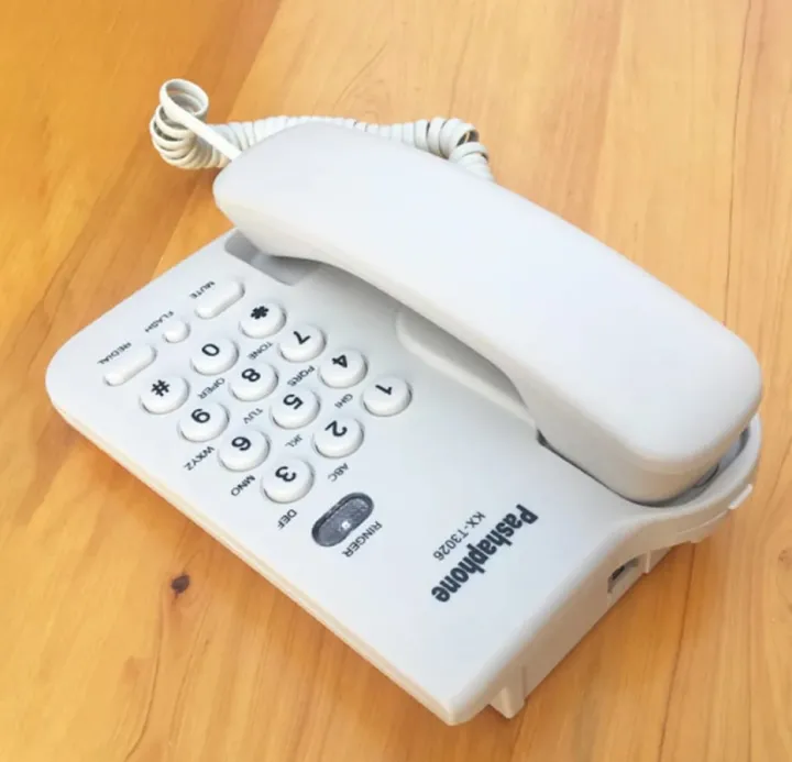 30%20Days%20Warranty%20Telephone%20Set%20Landline%20Home%20Hotel%20Wired%20Office%20Landline%20Phone%20Redial%20Flash%20and%20Pre%20Dialing%20Function%20Wall%20Mountable%20Black%20Or%20White%20-%20Image%204