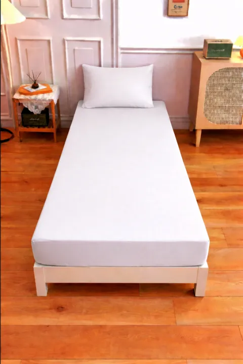 Jersey%20Fitted%20Bed%20Sheet%20With%20Pillow%20Covers%20-%20Image%209