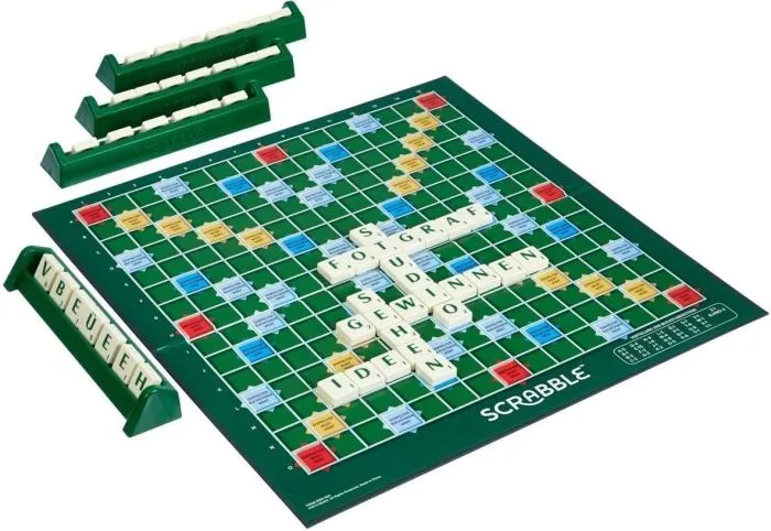 Scrabble%20Original%20by_MATTEL%20-%20Image%204