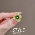 【Fei Leah Store】Super Fairy Small Flower Brooch Sense Suit Pin Personality Brooch Accessory. 