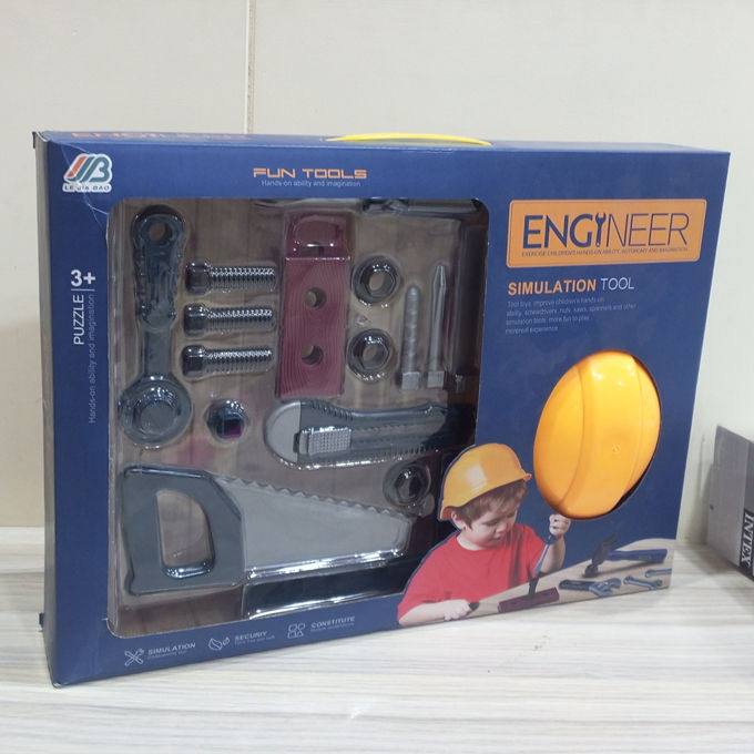 Engineering%20Workshop%20Tool%20kit%20with%20Safety%20Helmet%20&%20Construction%20Equipment's%20Tools%20Toy%20Set%20for%20Kids%20Boys%20-%20Image%208