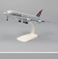 Qatar Airways A380 Metal 20 cm Aircraft model scal 1:400  with wheels and stand Airline Model for office diecost aircraft model  decoration. 