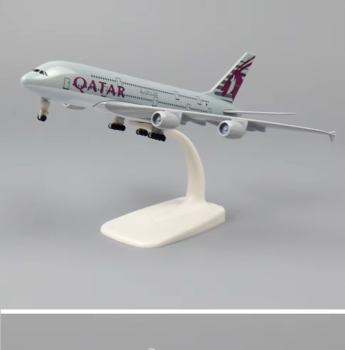 Qatar%20Airways%20A380%20Metal%2020%20cm%20Aircraft%20model%20scal%201:400%20%20with%20wheels%20and%20stand%20Airline%20Model%20for%20office%20diecost%20aircraft%20model%20%20decoration%20-%20Image%207