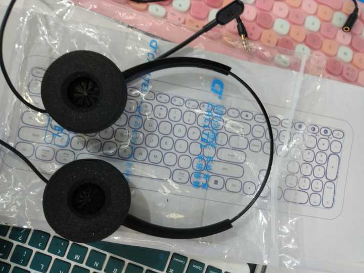 Headphone%20ANC%20mic%20-%20Image%204