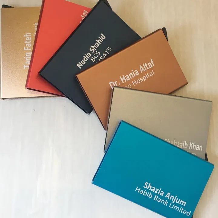 Pop%20Up%20Cards%20Holder%20Metal%20-%20Customized%20Name%20Engraved%20%7C%20By%20MugArt.PK%20-%20Image%208