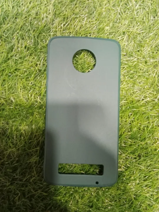 Motorola%20Moto%20Z3%20/%20Z3%20Play%20Case%20Soft%20TPU%20Cover%20with%20Camera%20Bump%20Protection,%20Anti-Fingerprint,%20Shockproof%20Back%20Shell%20-%20Image%202