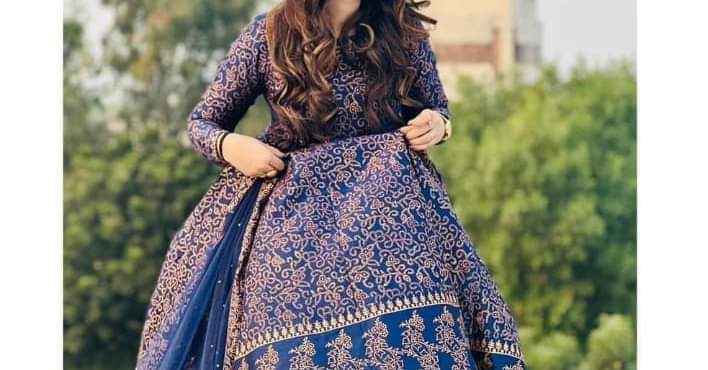 Allover%20printed%20fancy%20maxi%203%20pieces%20latest%20design%20stitched%20dress%20for%20girls%20-%20Image%208