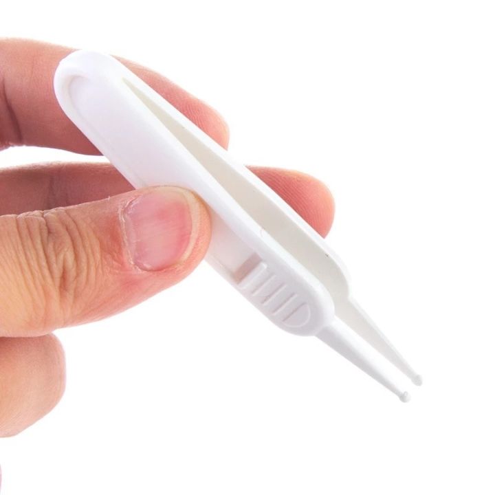 %E3%80%90HOT%E3%80%91%201/2/3/4Pcs%20New%20Baby%20Safety%20Tweezers%20Plastic%20Tweezers%20Ear%20Nose%20Clean%20Nose%20Ears%20Dirty%20Baby%20Care%20-%20Image%204