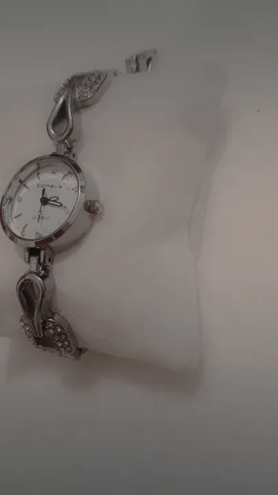 Watch%20for%20girls%7Cwoman%7Cladies%7Cgift%7CElegant%20Silver%20Bracelet%20Watch%20with%20Crystal%20Accents%20For%20girl%20and%20woman%20-%20Image%205