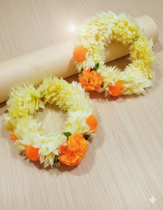 Pack of 2 Artificial Flower Beautyfull  Hand Made Artificial Kangan Set For Beautyfull Girls New Look Artical 63456