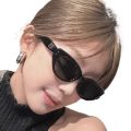 New retro small cat eye sunglasses for men and women with UV 400 protection frame. 