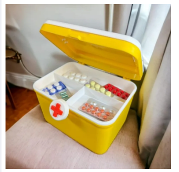 Plastic%20Medicine/Pills%20Storage%20Box/Organizer/First%20Aid%20Kit/Medicine%20Box/first%20aid%20box%20-%20Image%208