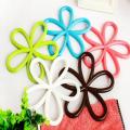 1PCS Flower Shape Anti-Slip Pot Holder Pan Pad Bowl Plate Dish Place-mat Cup Coaster Kitchen Dining Table Silicone Heat-Proof Mat. 
