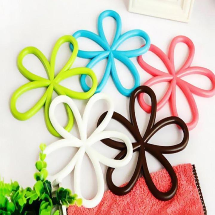 1PCS%20Flower%20Shape%20Anti-Slip%20Pot%20Holder%20Pan%20Pad%20Bowl%20Plate%20Dish%20Place-mat%20Cup%20Coaster%20Kitchen%20Dining%20Table%20Silicone%20Heat-Proof%20Mat%20-%20Image%207