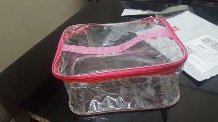 Portable%20Makeup%20%20Bag%20-%20Image%205