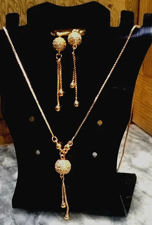 Set%20gold%20platednew%20design%20for%20women%20looking%20gold%20fashionable%20style%20long%20lasting%20polish%20-%20Image%203