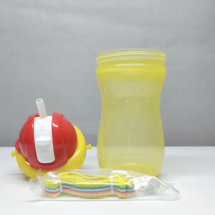 High%20Quality%20Sippy%20Cup%20Straw%20cup%20for%20kids%20-%20Image%204