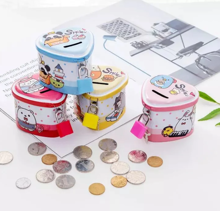 Cute%20Cartoon%20Piggi%20Bank%20Safe%20Money%20Box%20With%20Lock%20Key%20-%20Image%203