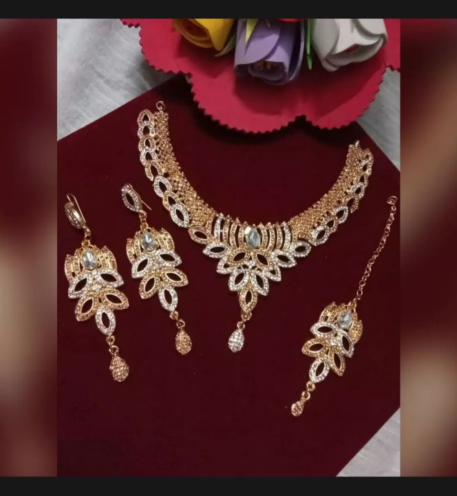 Karachi%20Collection%20Golden%20Crystal%20Girls%20Jewellery%20Set%20For%20Women%20Trendy%20Fashion%20All%20Colours%20Available.%20-%20Image%202