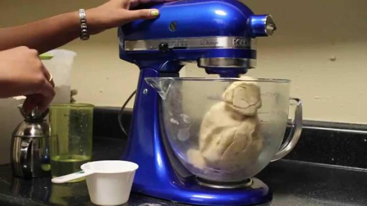 Seco Dough Maker / stand mixer / Cream Mixer / Atta Gunday wali machine