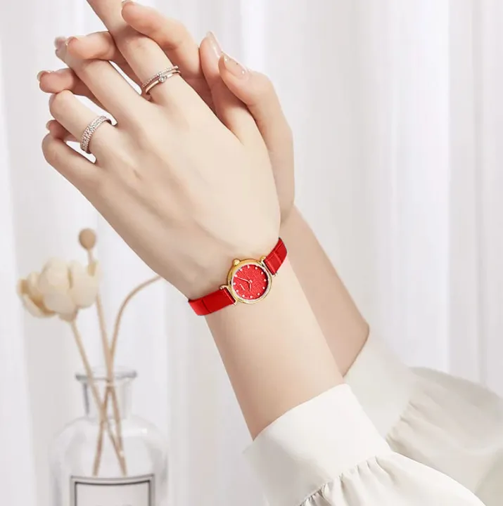 Elegant%20Leather%20Strap%20Quartz%20Watch%20for%20Women%20Top%20Brand%20Trendy%20Watch%20For%20Girls%20Stylish%20Watch%20For%20Ladies%20-%20Image%2010