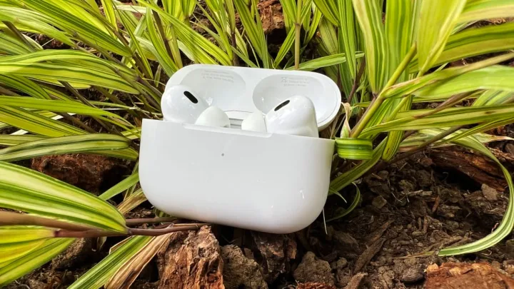 Airpods%20Pro%202nd%20Generation%20Bluetooth%20wireless%20earbuds%205.3%20for%20iPhone,%20android%20and%20IOS%20high%20quality%20import%20from%20Japan.%20White%20Color-Superior%20Audio%20Quality-Super%20Bass%20Sound-NFC-Compatible%20with%20All%20Your%20Phones%20-%20Redesigned%20Charging%20Case%20-%20Image%202