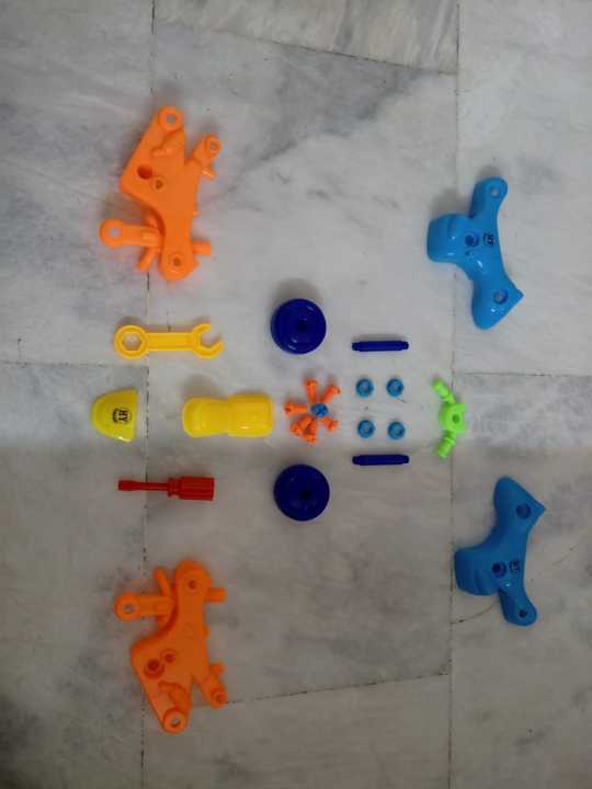 Children%20DIY%20Mini%20Motorcycle%20Toy%20Set%20High%20Quality%20Plastic%20Assembles%20and%20Removable%20Toy%20Fun%20Puzzle%20for%20Kids%20-%20Image%205