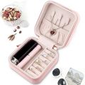 Small Jewellery Box - Mini Travel Jewellery Boxes Case, Portable Faux Leather Jewellery Storage Box Organiser for Women Girls. 