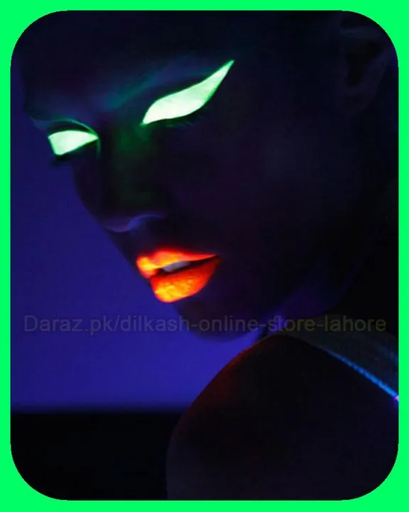 Pack%20of%206%20-%20Glow%20in%20the%20Dark%20Paint%20-%20Glow%20in%20the%20Dark%20Makeup%20-%20Image%203