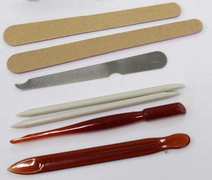 Professional%20Manicure%20&%20Pedicure%20Tool%20Kit%2015%20Piece%20-%20Image%205