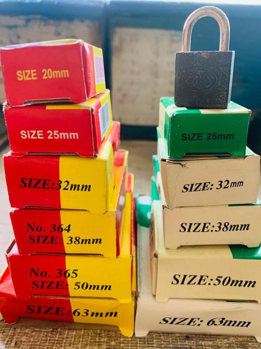 Chine%20Lock%2025mm%20with%202%20keys%20%7C%20All%20Sizes%20Available%20%7C%20Black%20And%20Gold%20Colors%20-%20Image%208