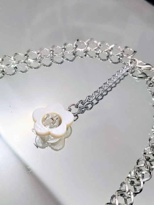 Handmade%20Choker%20Necklace%2070%20Plus%20Color%20Options%20%E2%80%93%20Crackle%20Glass%20Bead%20Dangler%20%E2%80%93%20Customizable%20and%20Adjustable%20&%20Stylish%20Fashion%20Jewelry%20-%20Image%206